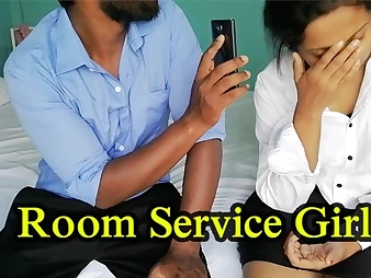 Sri Lanka-Room Service dame 03 Final-Hotel manager claw ( අනේ අයි මේ හෑමොම මටම හුකන්න ) සුදු මේස්