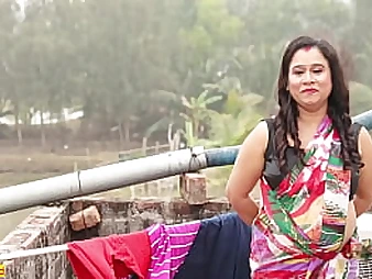Sara019 and Mana have a super-steamy Indian sex with a popshot accomplish