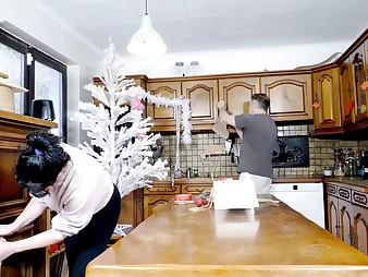 Emmita's Phat Orbs Juggle in Xmas Kitchen Slam with Terry's Rock-hard Assfuck Conclude