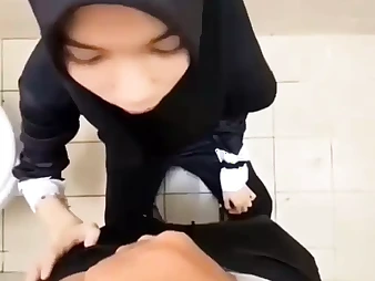 Legal Hijab School Teenager Wows in the Kinkiest Way