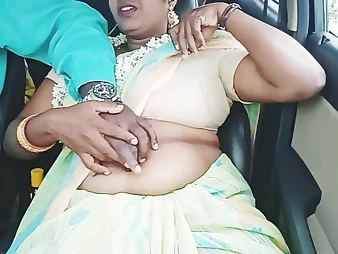 Telugu Super-hot Silk gets her giant hooters and rump jammed in a torrid Indian saree video