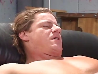 Timid Enjoy's wee bod flaunts a catch brush tatted larder increased by gives a timid fellatio of a catch first-ever epoch