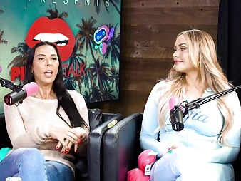 Rachel Starr together with Mia Malkova's cushion-converse session yon HD