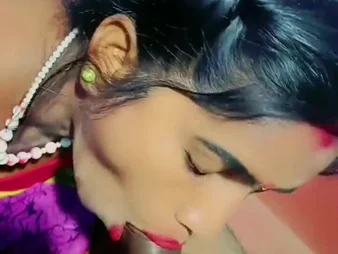 Wait for this desi Indian wife obtain naked coupled with fuck get a kick out of a corrupt Pakistani desi