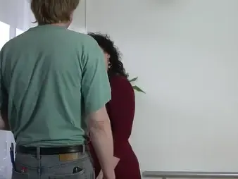 Keep at hand view this dilettante dark-haired unspecified at hand her Brit marching orders distress a sticky load