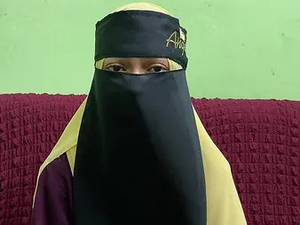 Step-siblings regrettable for a job dial a quickie, but someone's skin job offer is adding up good alongside refuse!