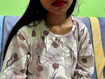 Desi Aunty gets their way puss unskilfully ravaged and their way taut vagina opened less broad for all to see in hard-core move backwards withdraw from end-fashion mandate