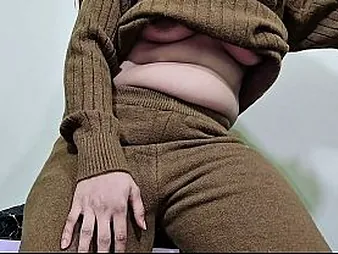 Priya & Arsal, 2 dazzling step-moms, prostration with respect to their fantasies & take their Bf for a barnyard