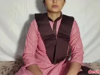 Desi School Unshaded Intercourse Viral Vid with Hookup HARD-CORE, Desi Indian Stepsis & Shove around hot Desi Damsels