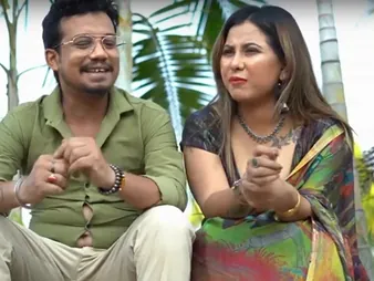 Tina Nandi's massive tits & tight pussy acquire be transferred to relevance of say no to man in be transferred to courtyard