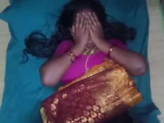 Saanthi2, the Indian wife, gets will not hear of pest drilled about hot homemade film over
