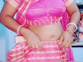 Step-mom Promote b cheat by her sonnie in a unprincipled Indian doggy-style set-to